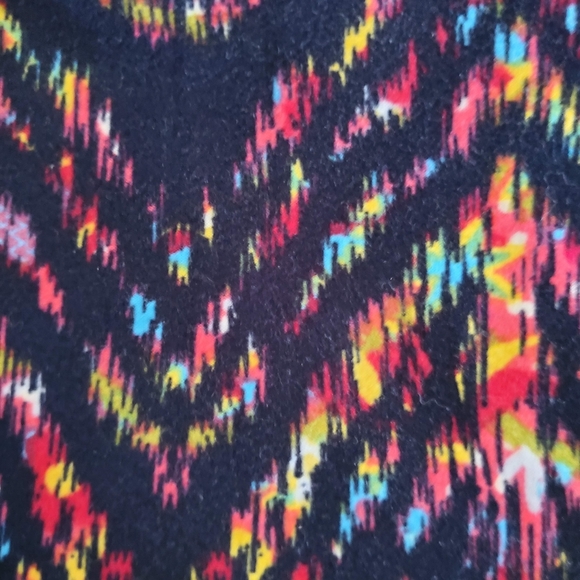 Set of 4 LuLaroe Leggings Tall and Curvy size - Picture 5 of 7